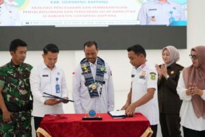 Sosialisasi Strategi Kolaborasi Kawasan Rawan Peredaran Gelap dan Penyalahgunaan Narkoba di Kabupaten Sidenreng Rappang dan Kota Makassar, Provinsi Sulawesi Selatan Sosialisasi Strategi Kolaborasi Kawasan Rawan Peredaran Gelap dan Penyalahgunaan Narkoba di Kabupaten Sidenreng Rappang dan Kota Makassar, Provinsi Sulawesi Selatan
